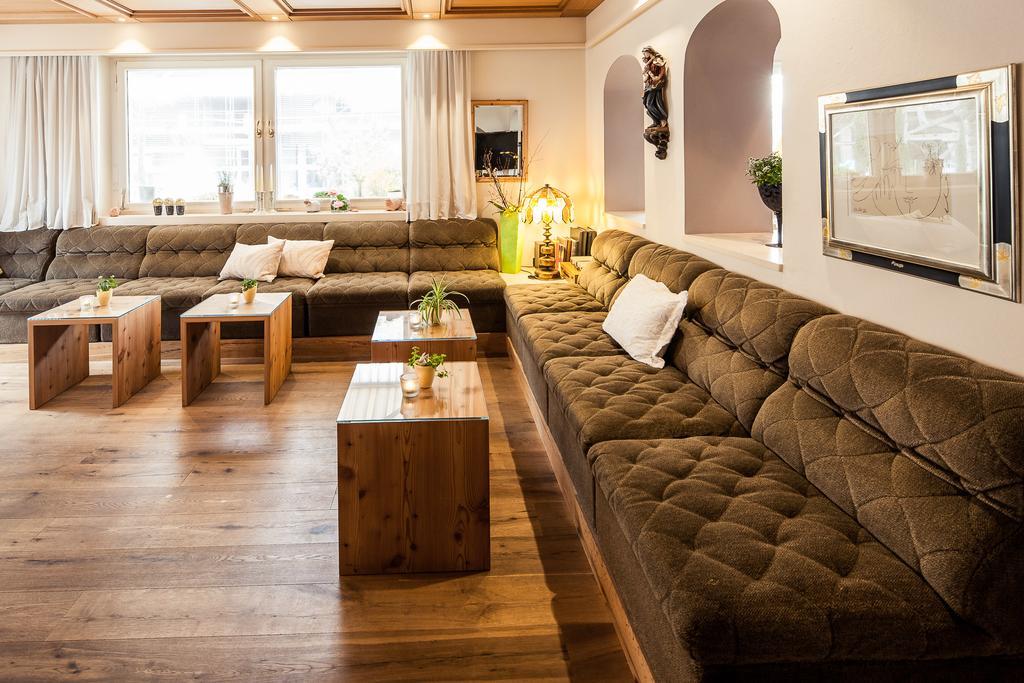 Hotel Landhaus Innerhofer Schenna Buitenkant foto
